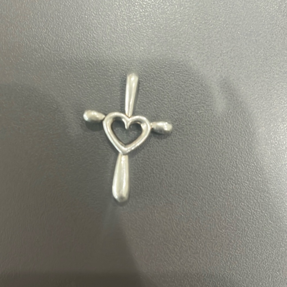 James Avery RETIRED Eternal Love pendant